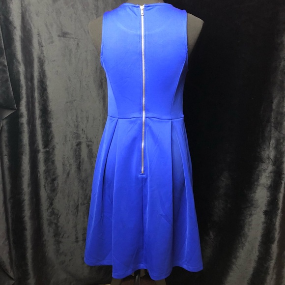 Pastel blue dress - Picture 2 of 2